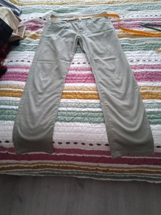 Pantalón elástico verde oliva
