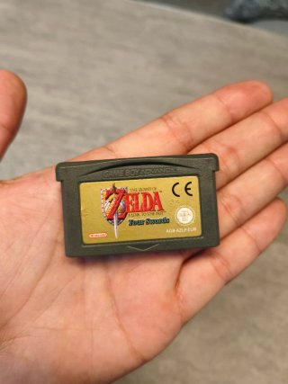 Zelda: A Link to the Past & Four Swords GBA