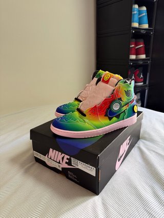 Jordan 1 Retro High J Balvin TALLA 44.5 EU/10.5 US