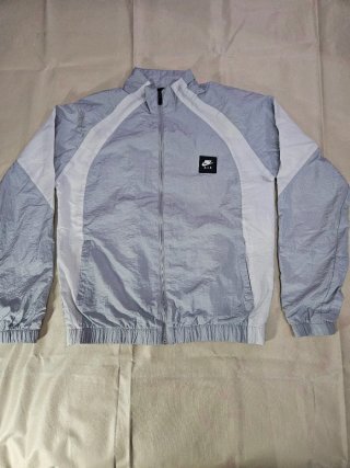Conjunto de chandal Nike Air Gris y Blanca Talla M