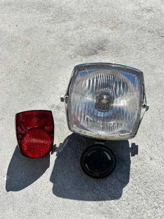 Recambios Derbi Variant: Faros y Claxon