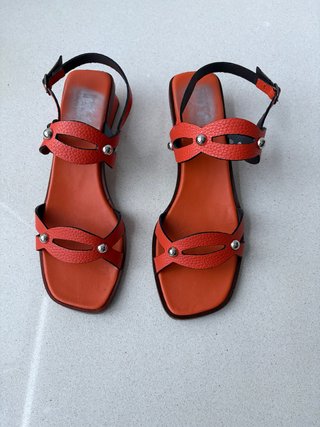 Sandalias de piel naranjas