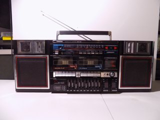 Maximal Nero Radio Cassette Portatile Stereo MCD