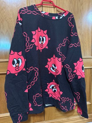 Sudadera Kikillo Negra y Roja