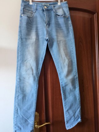Vaquero elástico azul