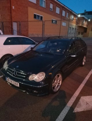 Mercedes-Benz Clase C 2004