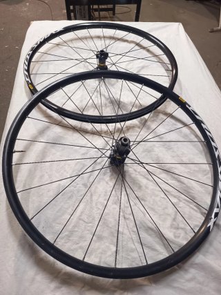 Juego de Ruedas Mavic