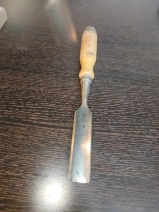 Gubia ancha de carpintería