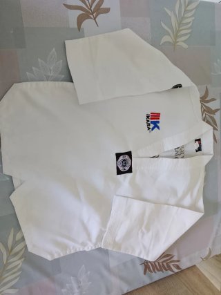 Kimono de Taekwondo Ikara.