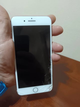 iPhone 8 Plus per parti, ricondizionato per parti