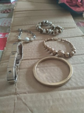 Set de 5 Pulseras Variadas