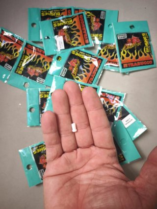 12 Blisters Protectores Elástico Pesca Trabucco