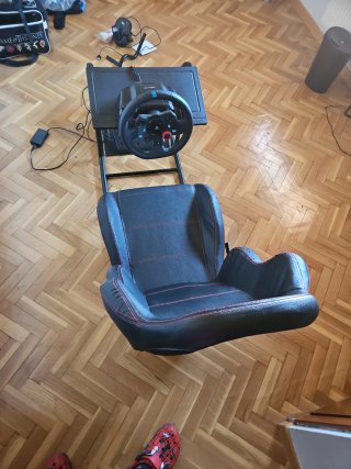 Volante Logitech G29 con Asiento y Palanca