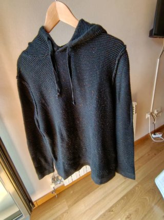 Jersey con capucha negro