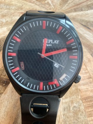 Reloj Replay Negro y Rojo