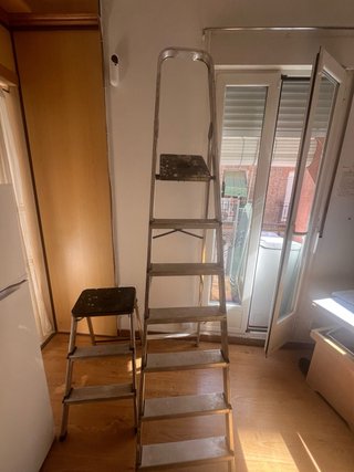 2 Escaleras de Aluminio Vendo por separado también