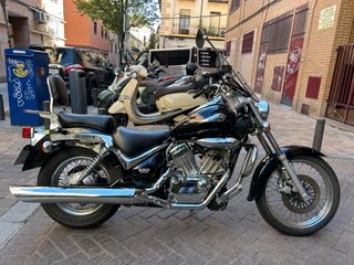 Suzuki Intruder 250 VL