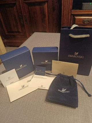Set de Cajas y Bolsa Swarovski