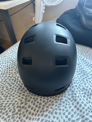 Casco Negro para Bicicleta o Patinete para niños