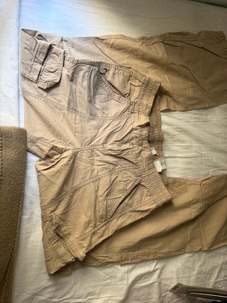 Pantalones cargo H&M beige