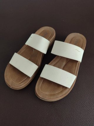 Sandalias Edelle