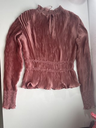 Blusa plisada rosa
