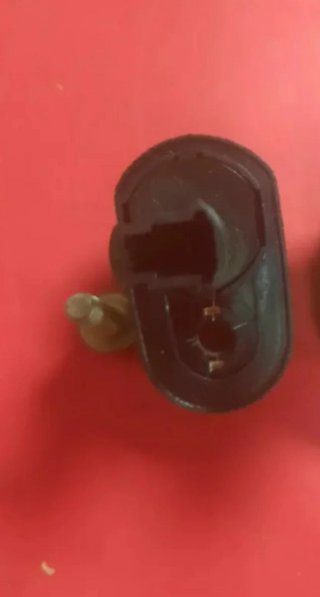 Interruptor puerta Nissan Terrano Oscar
