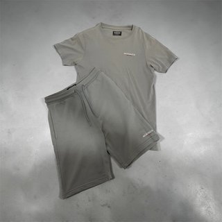 McKenzie Conjunto Camiseta y Shorts Gris Hombre