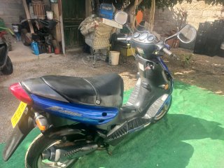 Suzuki Katana Scooter Azul