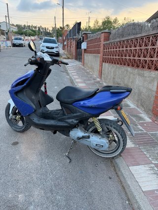 Yamaha Aerox Scooter Azul