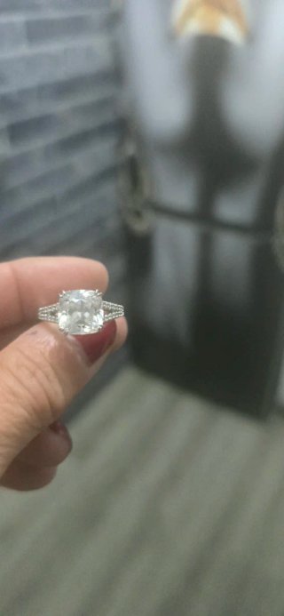 Sortija Swarovski