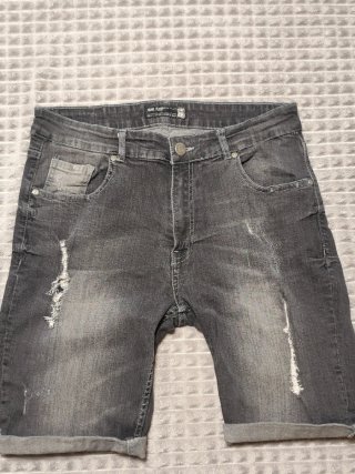 Pantalón tejano corto tejano gris, Segunda vida ♻️