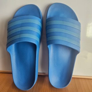 Chanclas adidas Adilette Aqua Azules Talla 42