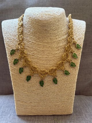 Para REGALO - Collar Crochet con abalorios