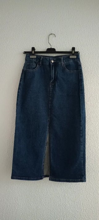 Falda vaquera midi azul