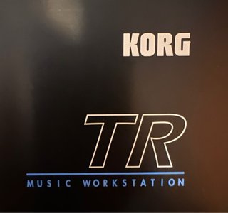 Sintetizador Korg TR-61 + Flightcase rígido