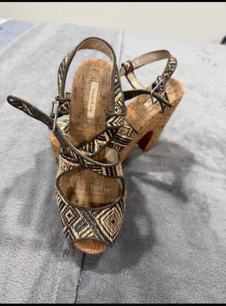 Sandalias Bimba y Lola con Plataforma