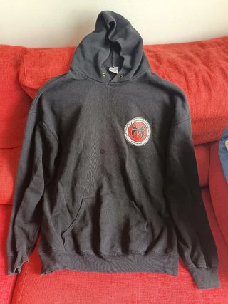 Sudadera Negra con Capucha