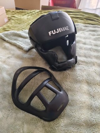 Casco de protección Fujimae