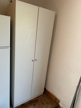 Armario Blanco de Dos Puertas