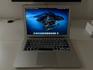 MacBook Air 13 2015 i5 8GB 256GB