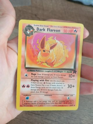 Carta Pokémon Dark Flareon 35/82