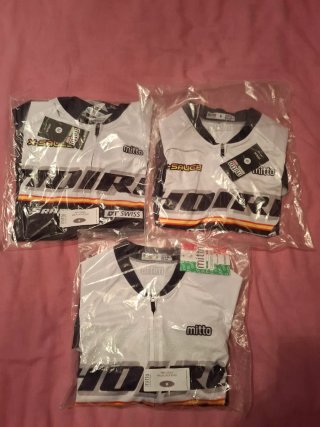3 Maillots de Ciclismo Mitto, Talla M