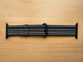 Apple Watch 42mm. Black Stripe Woven Nylon