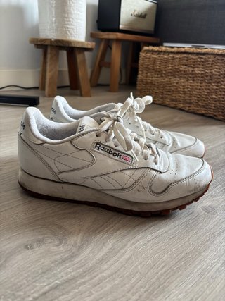 Reebok Men's Classic Leather Sneakers White & Gum