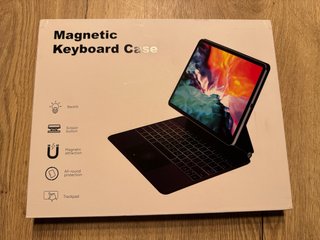 Custodia con Tastiera Magnetica per iPad Pro 12.9