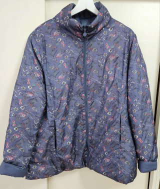 Plumífero reversible estampado