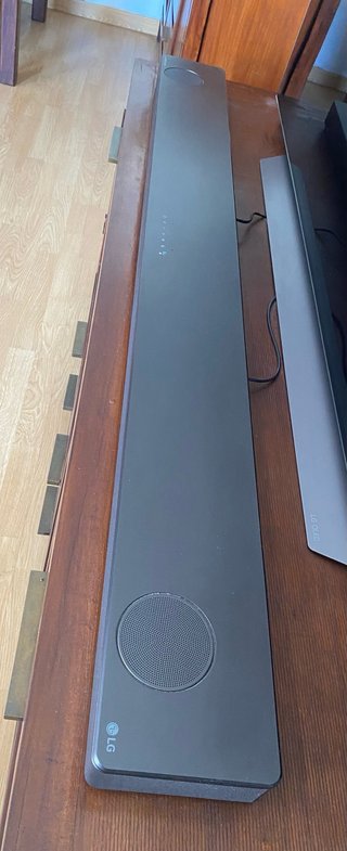 Barra de Sonido LG SN11RG con Subwoofer
