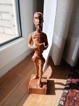Figura de Don Quijote en madera