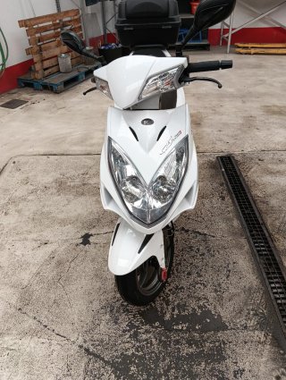 Scooter Kymco G5 125i Blanca